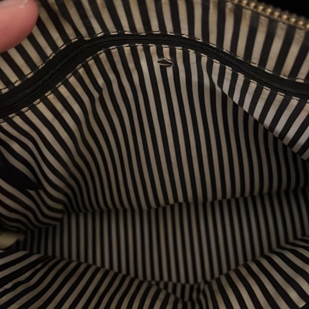 EUC Kate Spade purse - Picture 7 of 14